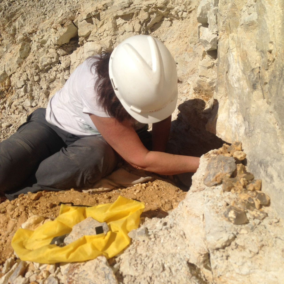 Sara digging!