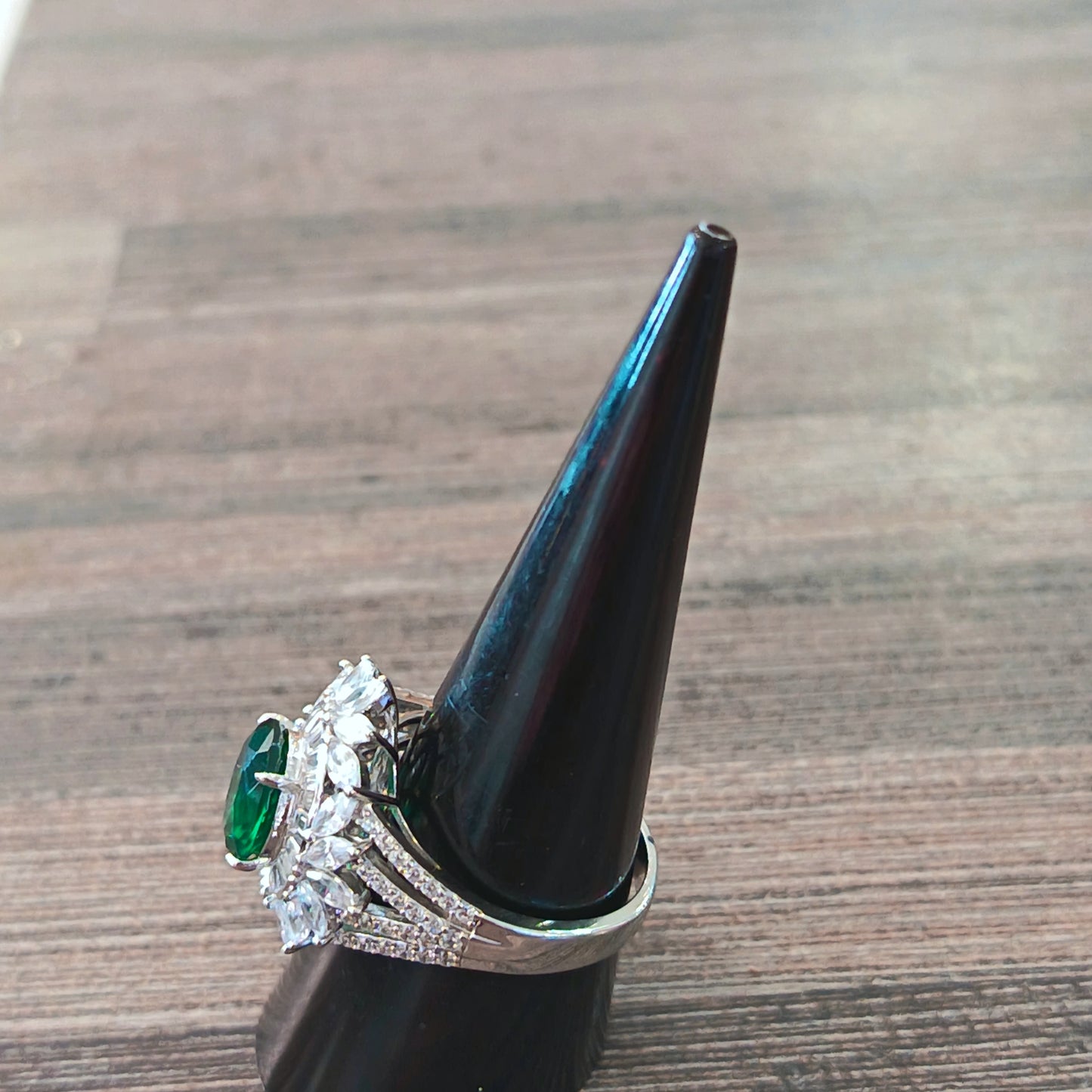 Sterling Silver Green Zirconia Ring