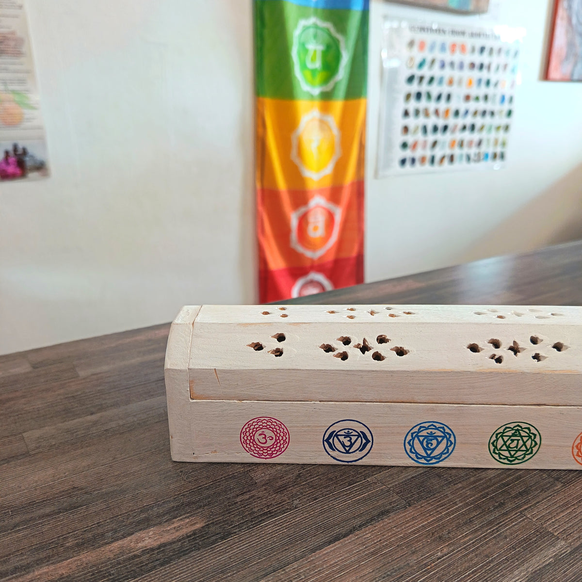 ASH BOX WHITE WOODEN CHAKRA
