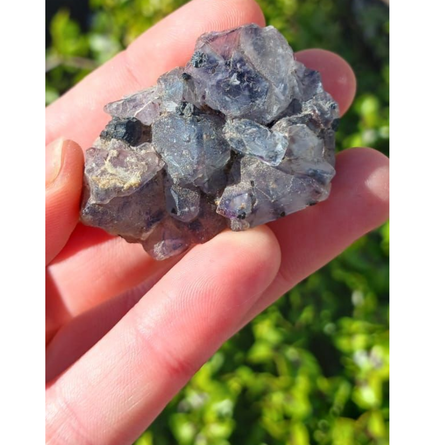 PURPLE FLOURITE SPECIMEN