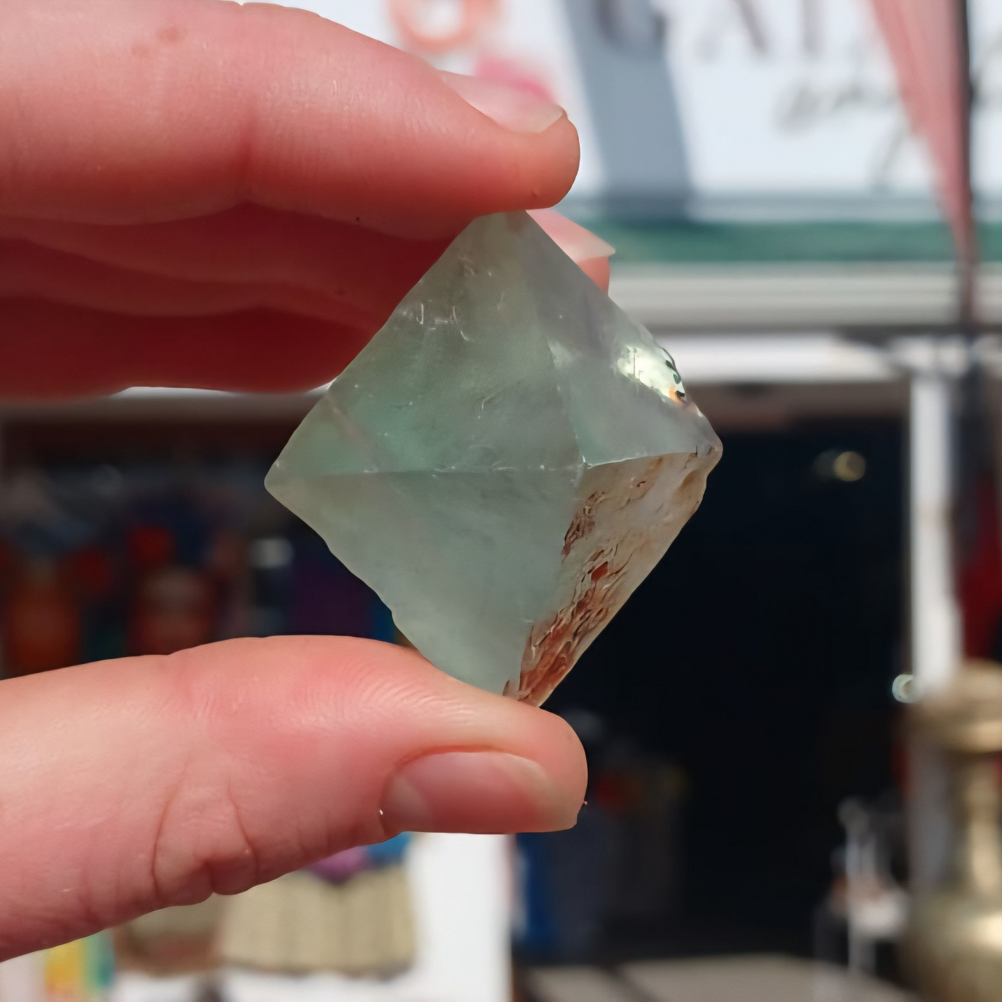 OCTAHEDRAL FLOURITE LARGE