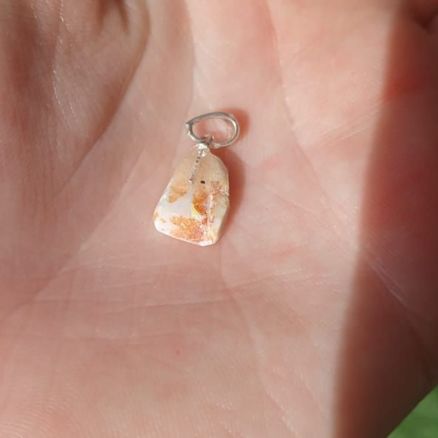 AUSTRALIAN OPAL PENDANT