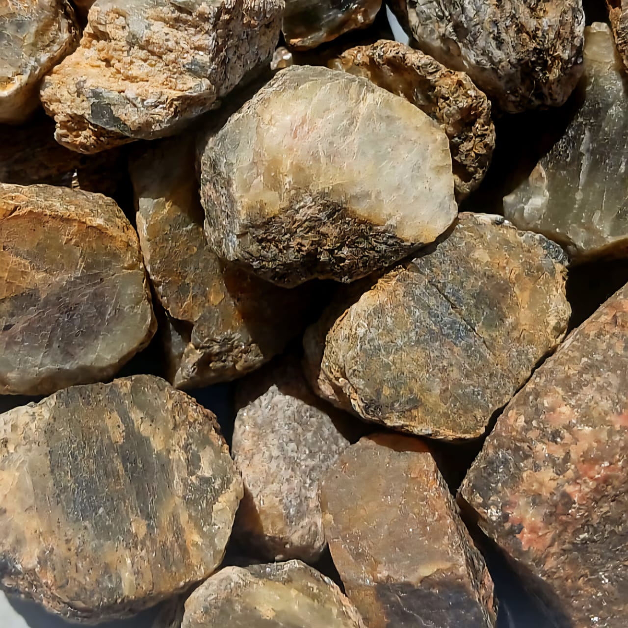 CORUNDUM GREEN AND BROWN