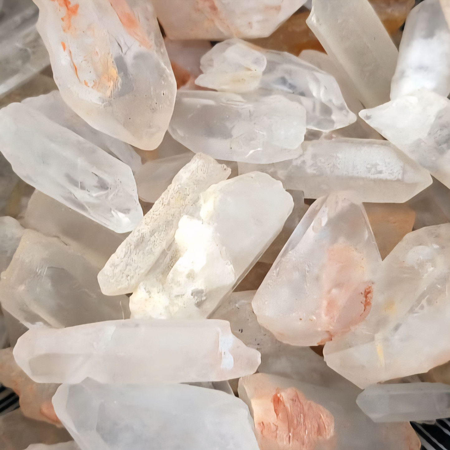 CLEAR QUARTZ POINTS SMALL