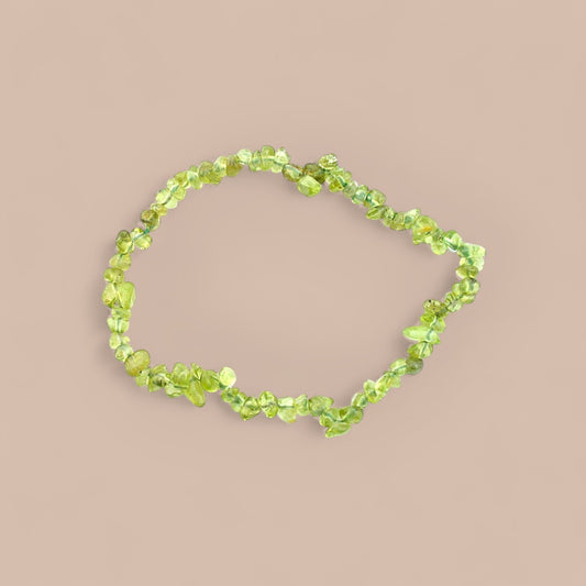 PERIDOT CHIP BRACELET