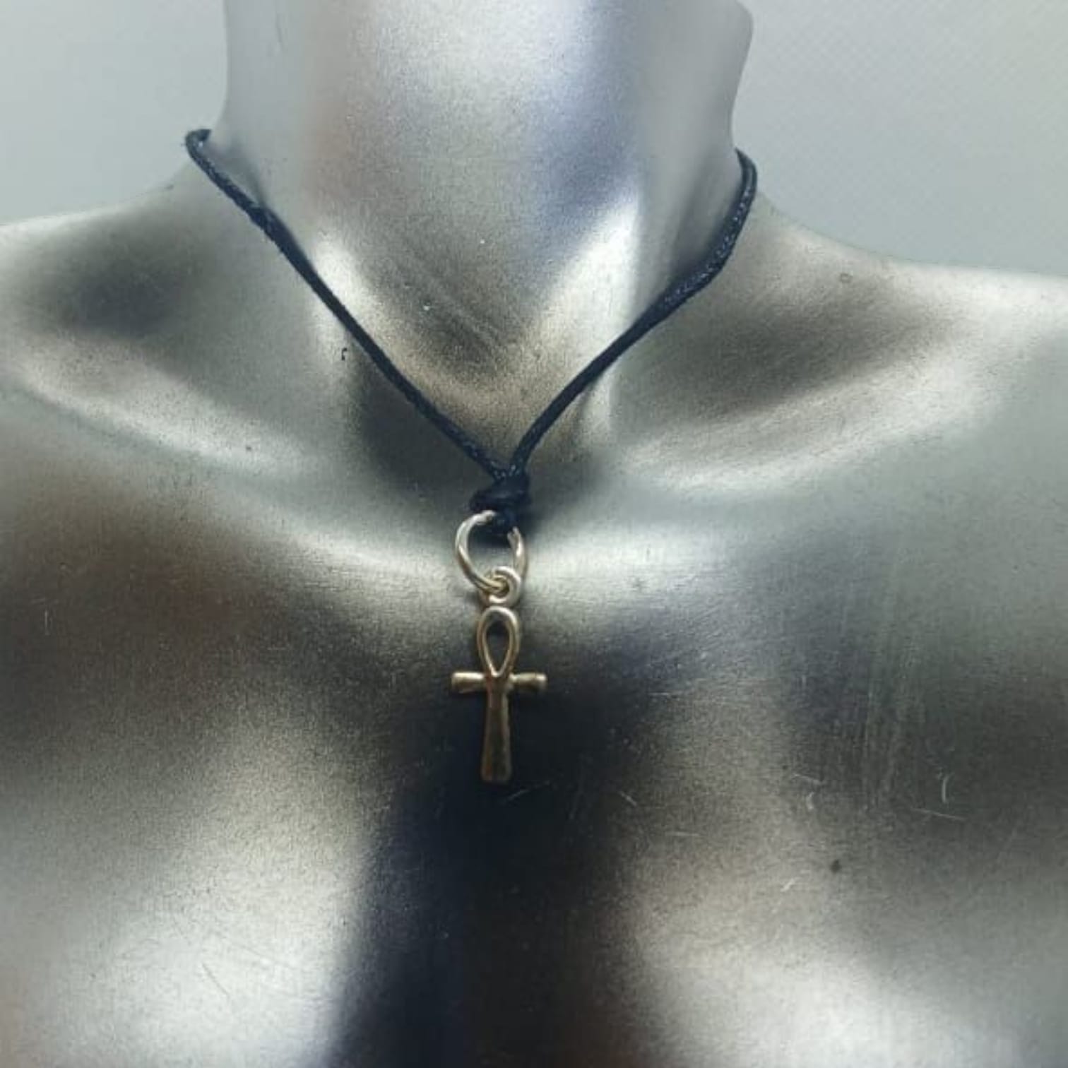 ANKH CHARM PENDANT NECKLACE