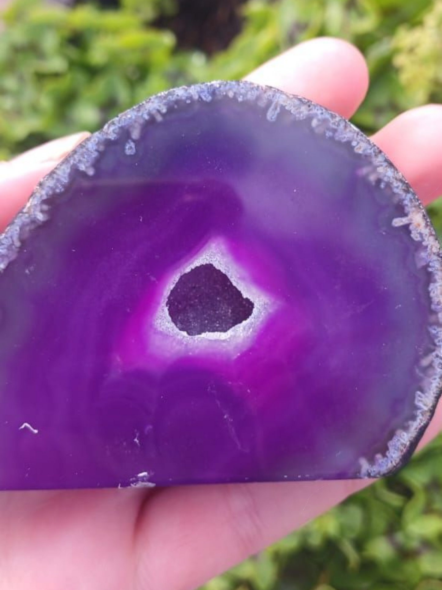 PURPLE COLOURED AGATE GEODE WITH BASE