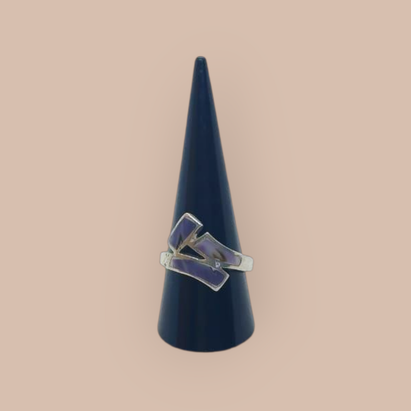 STERLING SILVER SHELL RING