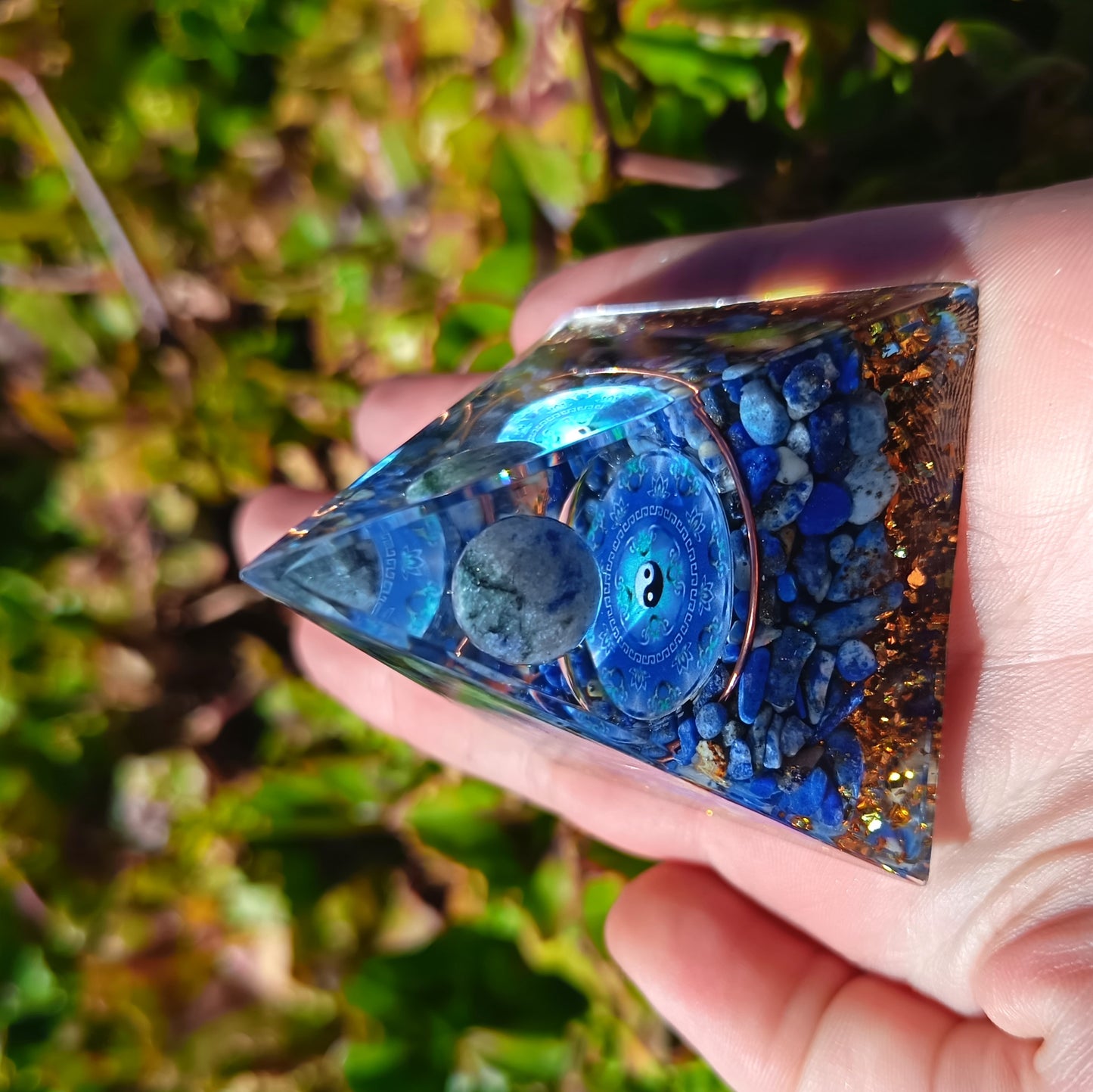 Orgonite Lapis Lazuli Pyramid 5cm