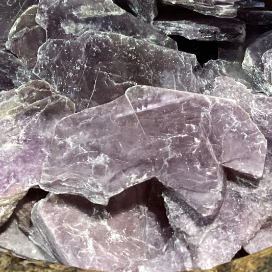 LEPIDOLITE MICA RAW