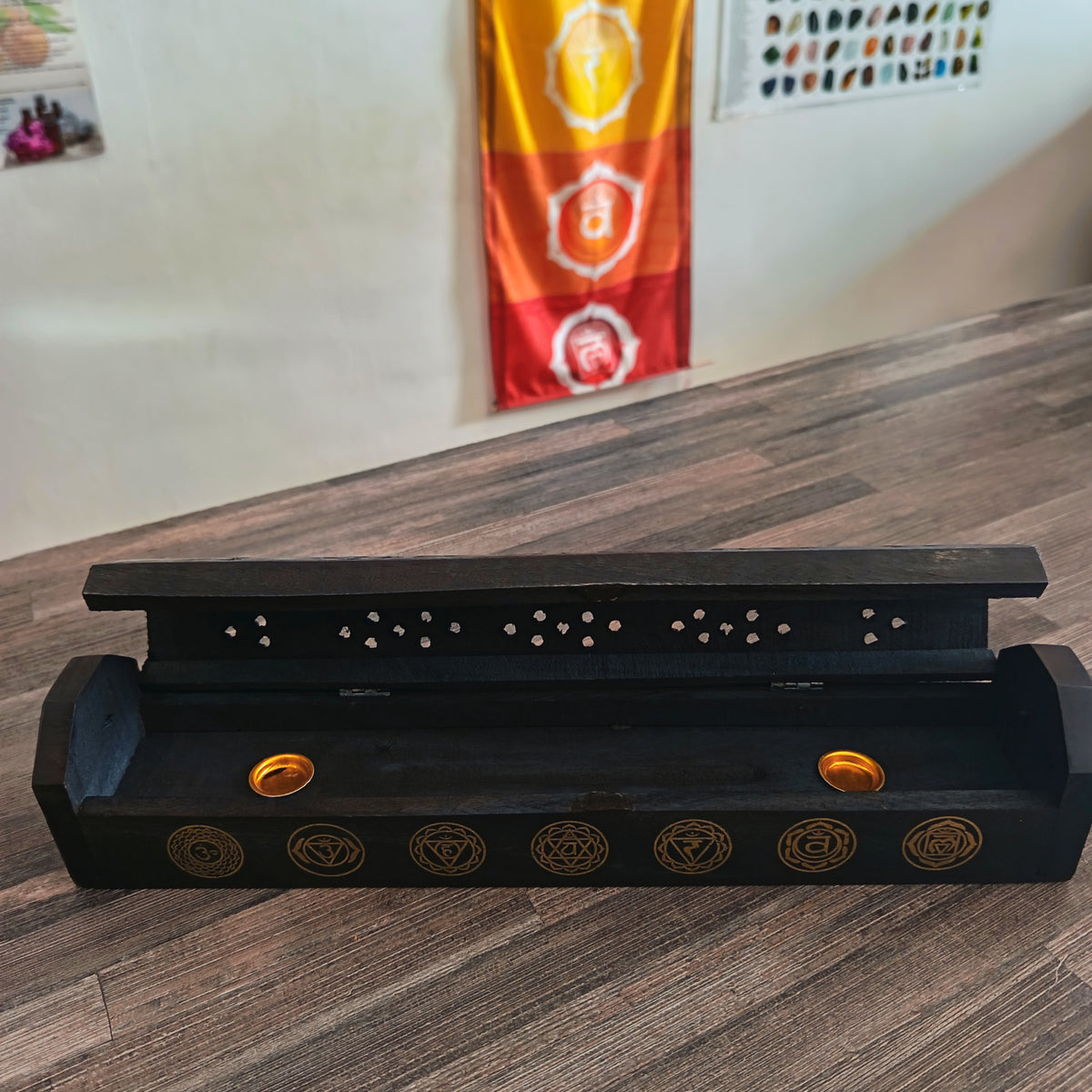 ASH BOX BLACK WOODEN CHAKRA GOLDEN