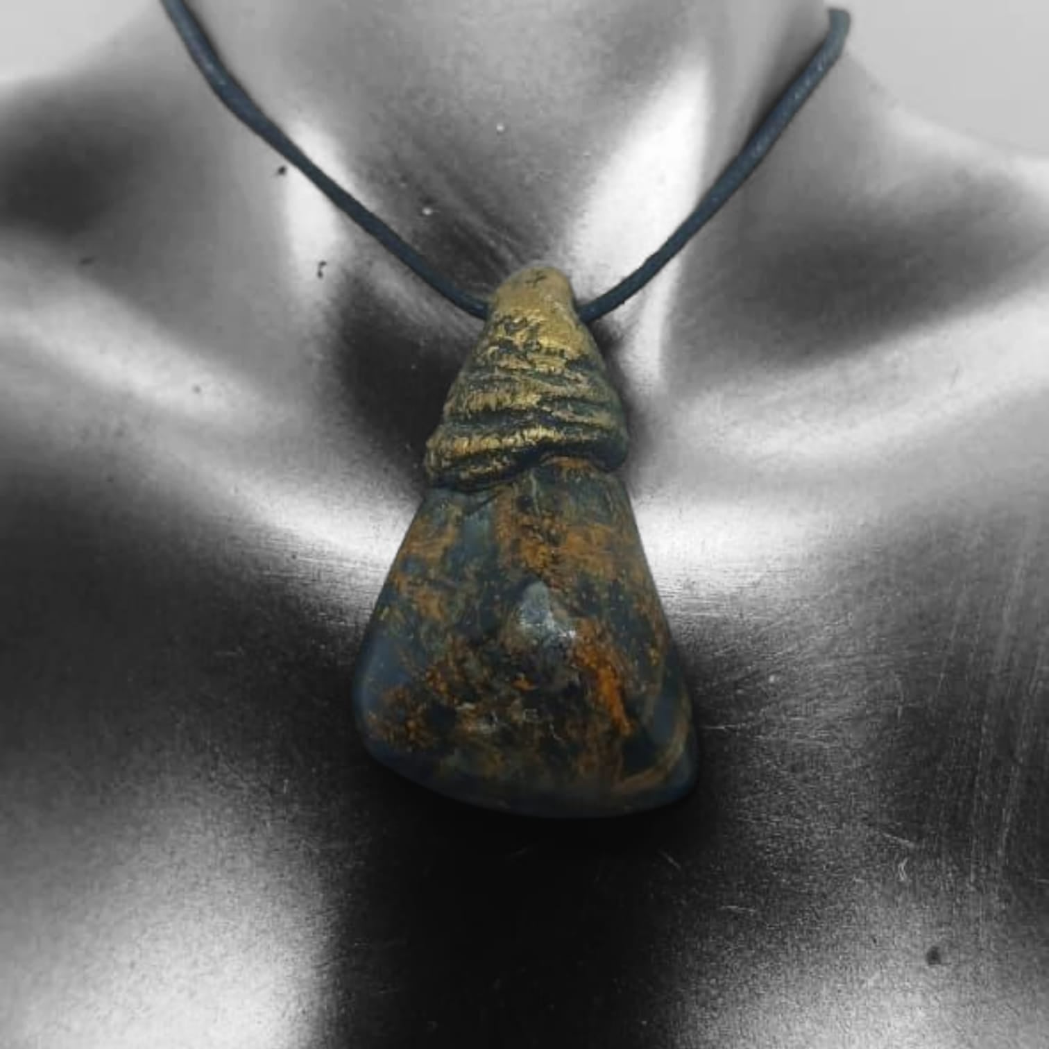 PIETERSITE PENDANT NECKLACE