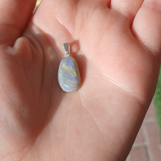 CRACKLING OPAL PENDANT - AUSTRALIA