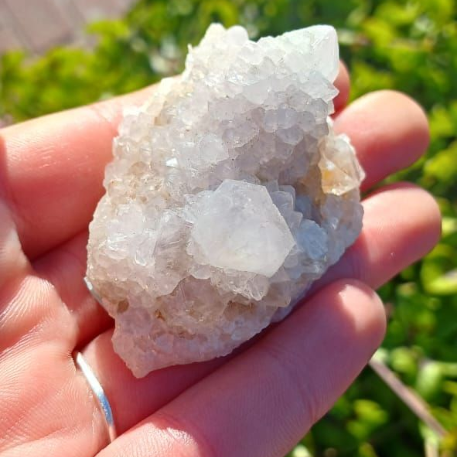 SPIRIT QUARTZ CLUSTER 4-5CM