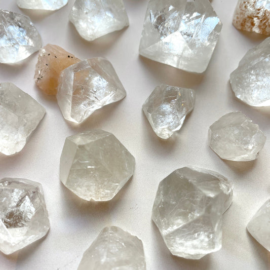 APOPHYLITE 