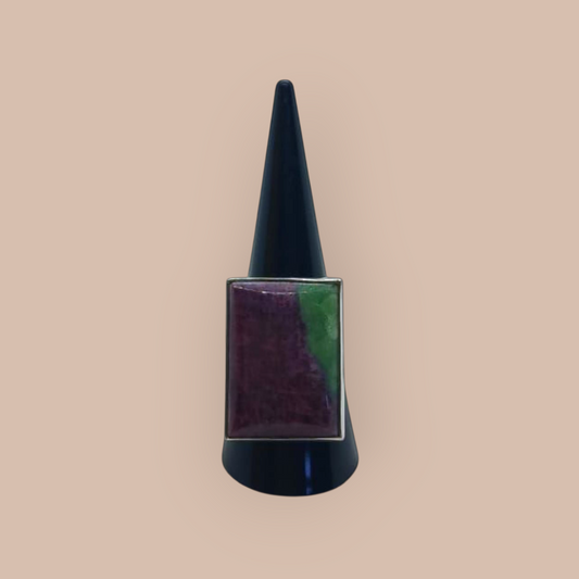 STERLING SILVER RUBY IN ZEOSITE RING 
