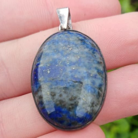 STERLING SILVER LAPIS LAZULI OVAL PENDANT 