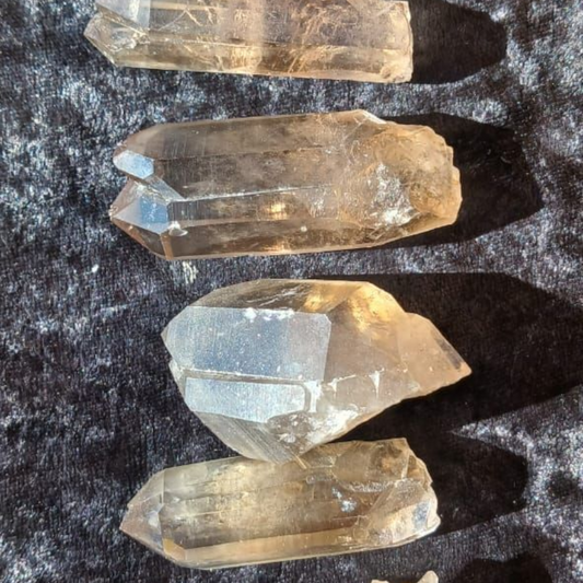 SMOKEY QUARTZ POINTS TWINS