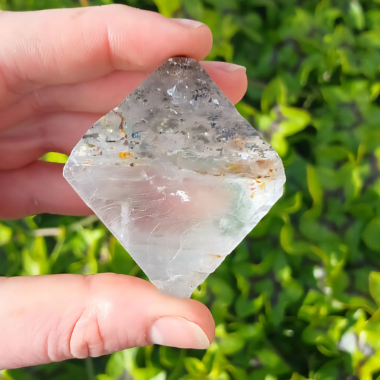 OCTAHEDRAL FLOURITE 
