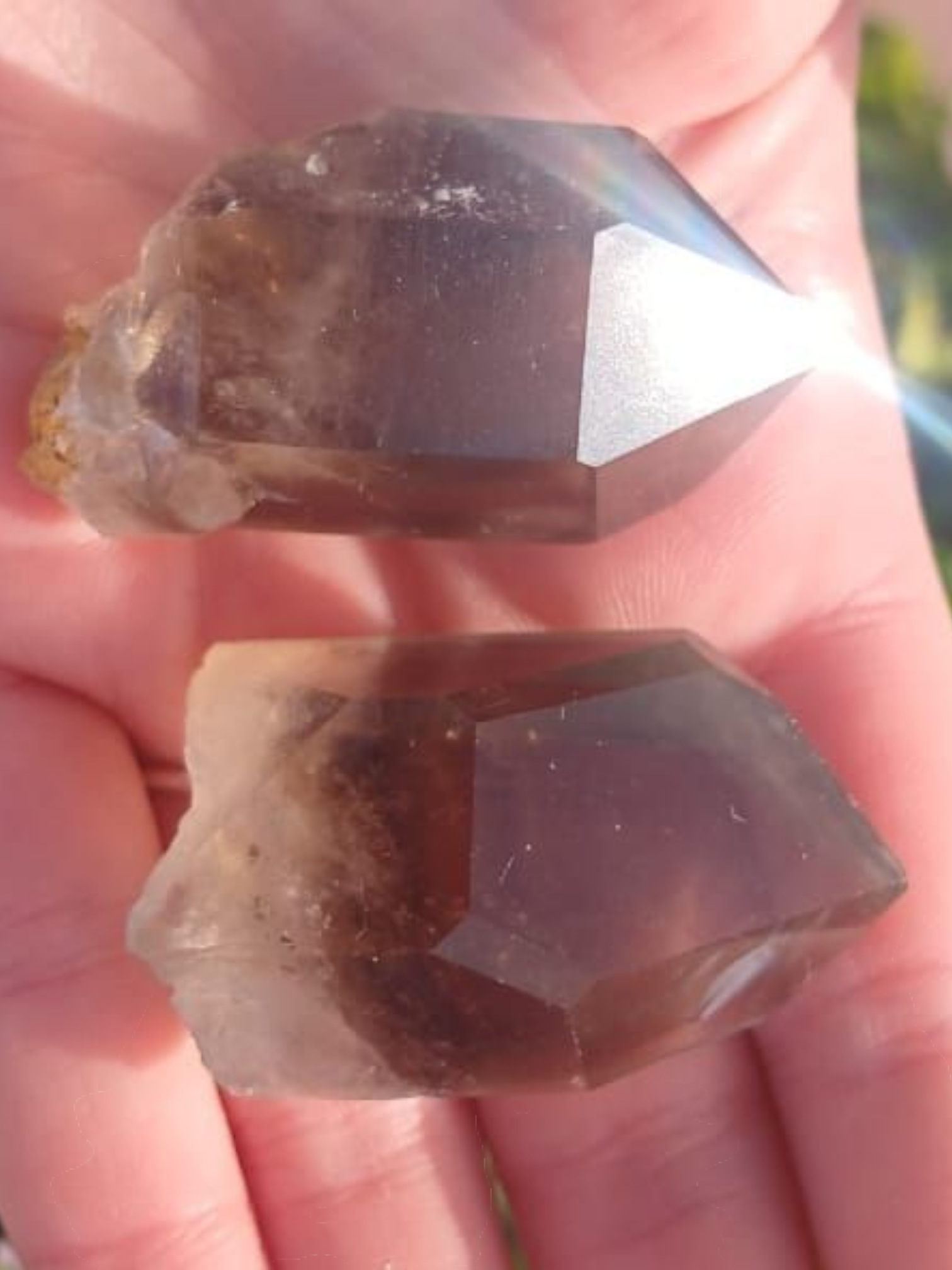 SMOKEY QUARTZ POINT TIME LINK