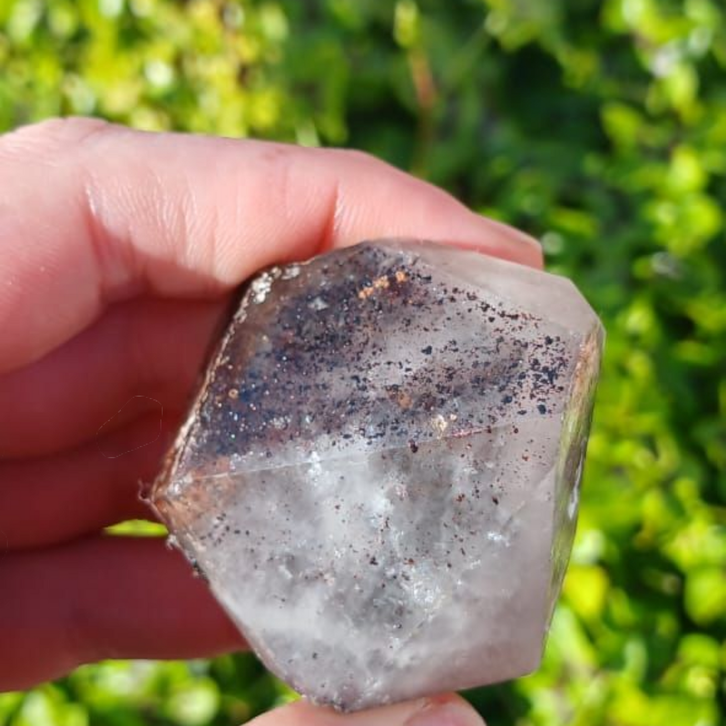 SMOKEY QUARTZ SPECIMEN 