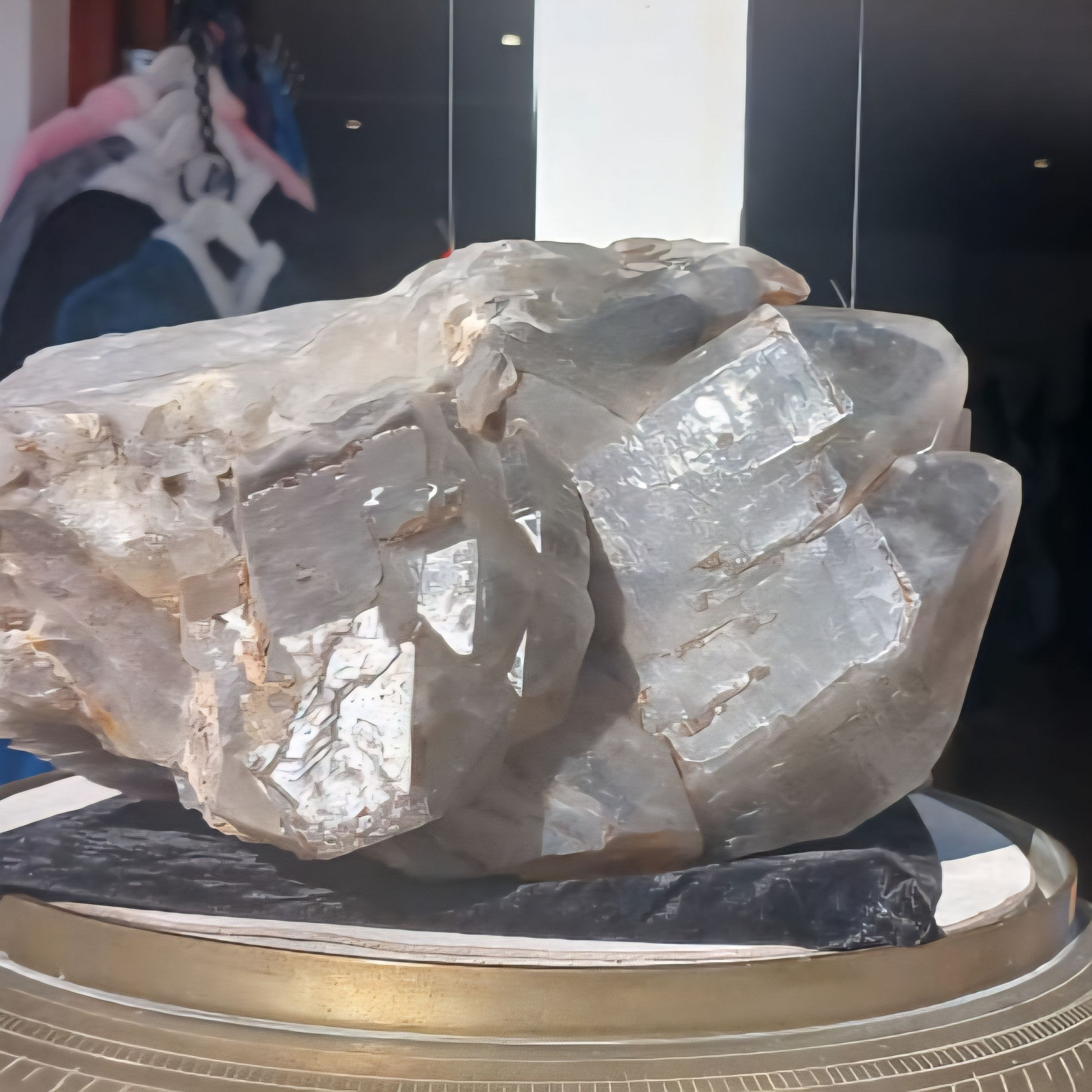 SMOKEY QUARTZ CLUSTER 24CM