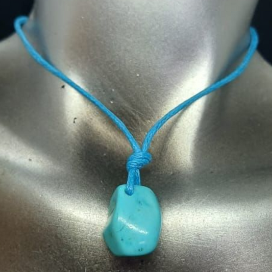 HOWLITE PENDANT NECKLACE 