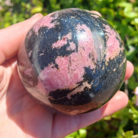 RHODONITE SPHERE 6CM