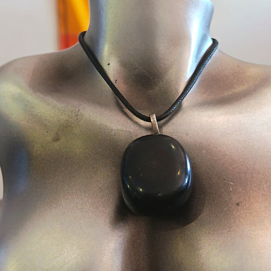 SHUNGITE PENDANT NECKLACE