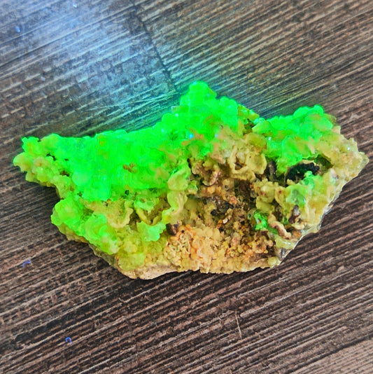 Fluorescent Botryoidal Hyalite Opal - Erongo 10g