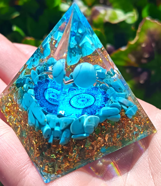Imitation Turquoise Orgonite Pyramid