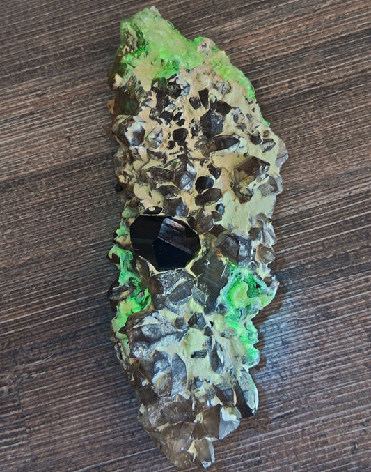 Tourmaline with Fluorescent Hyalite Opal Erongo - 114g