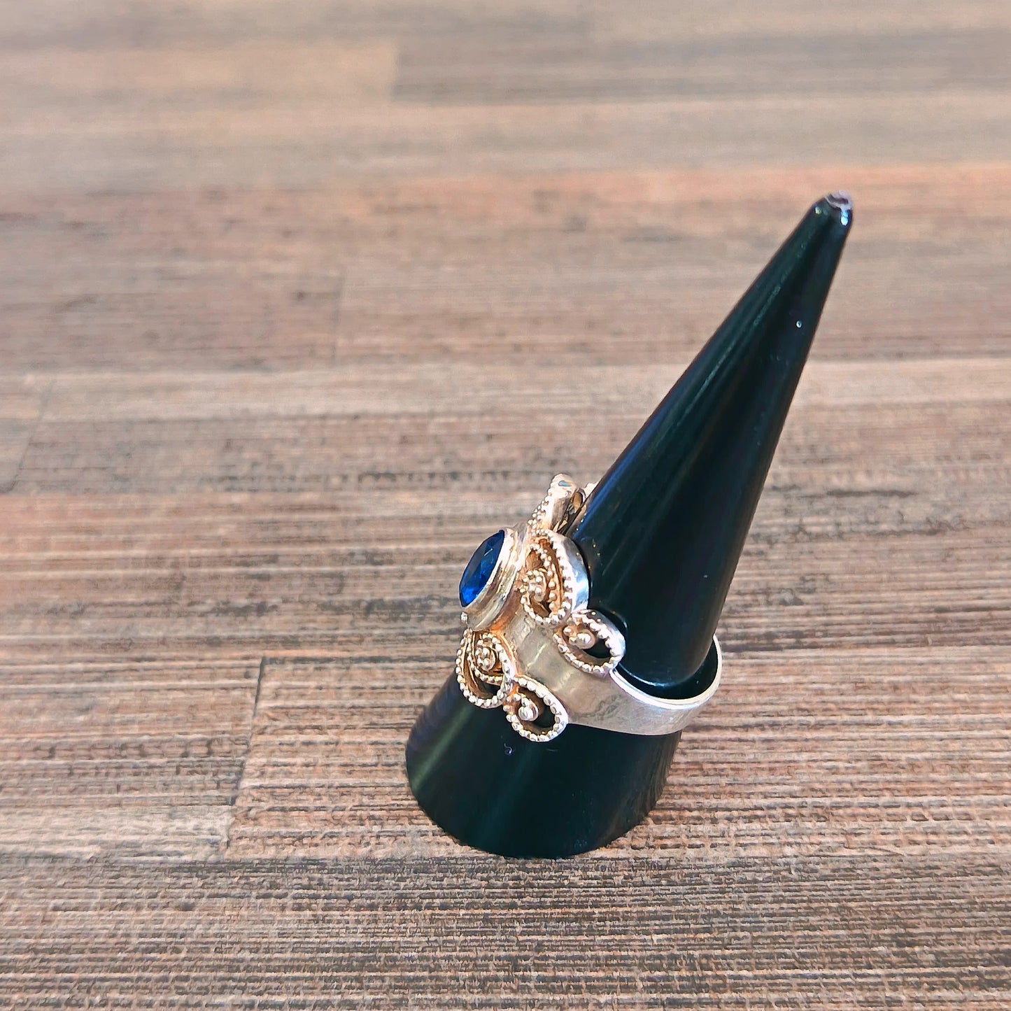 Sterling Silver Simulated Blue Sapphire Cubic Zirconia Ring Size 9