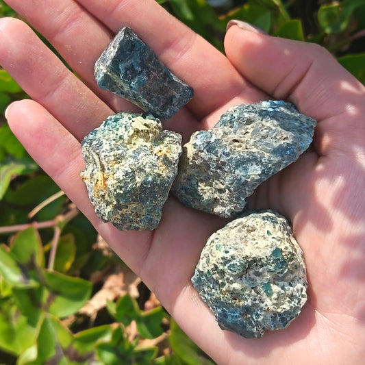 Apatite Raw