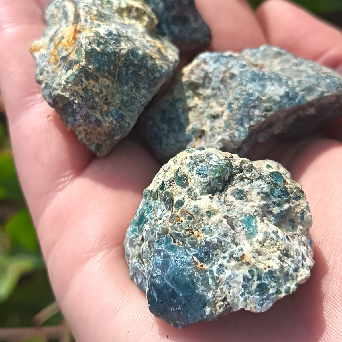 Apatite Raw